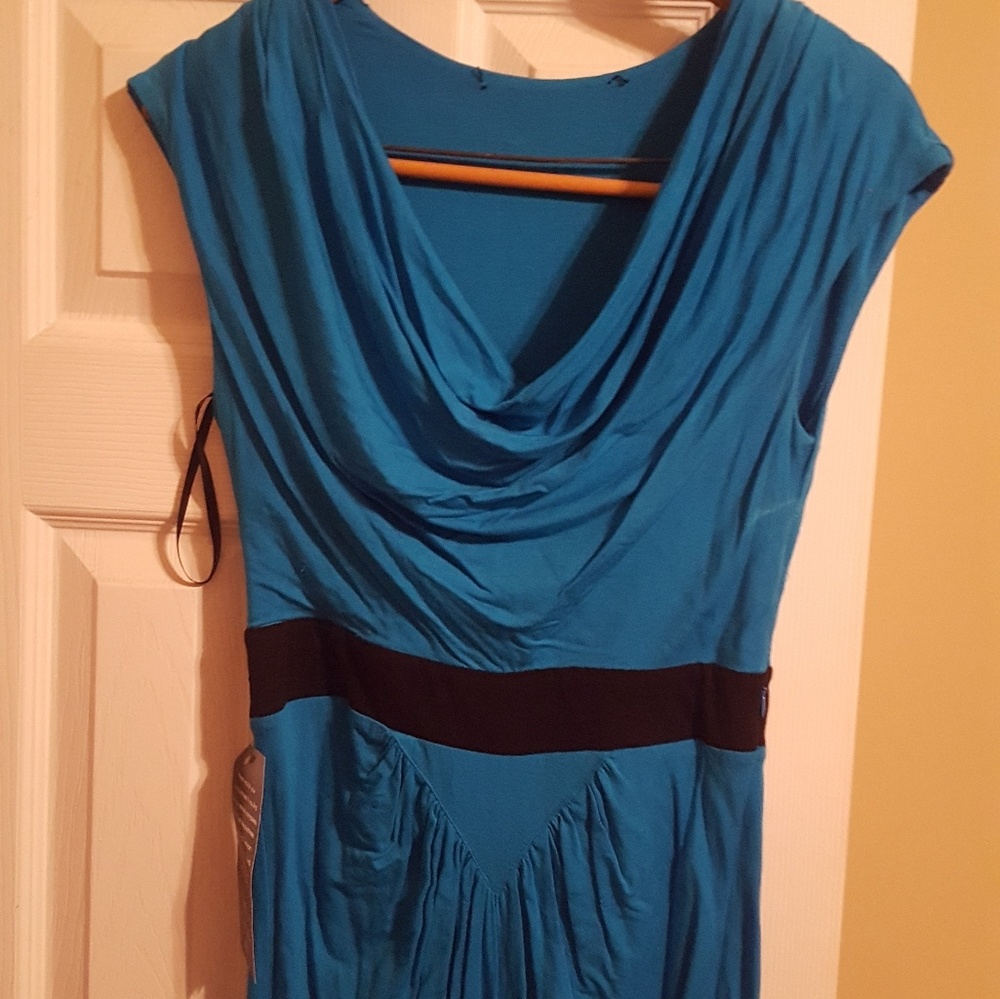 Bebe dress